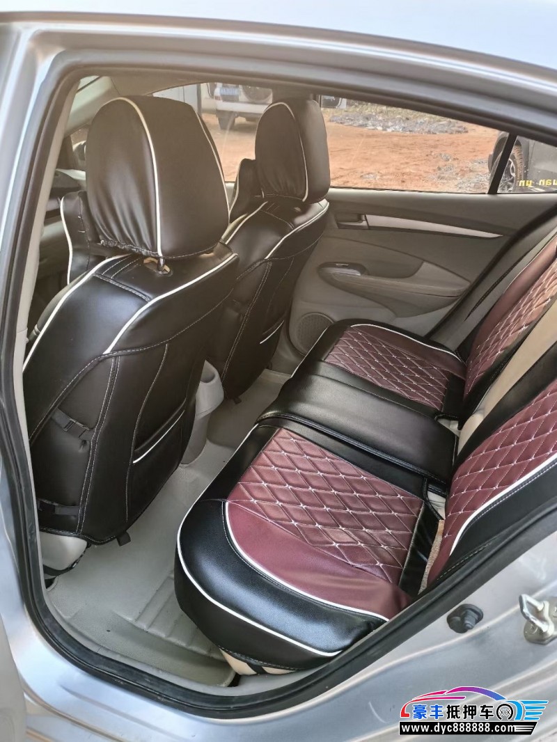 09年本田锋范轿车抵押车出售