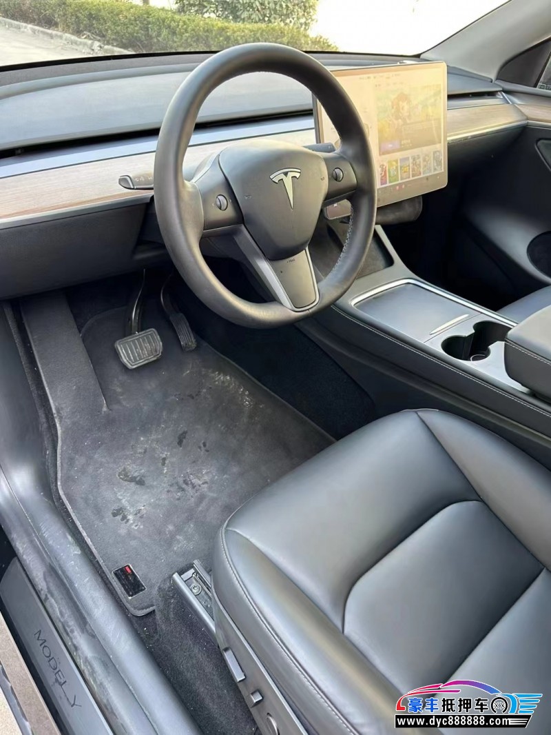 21年路虎发现5轿车抵押车出售