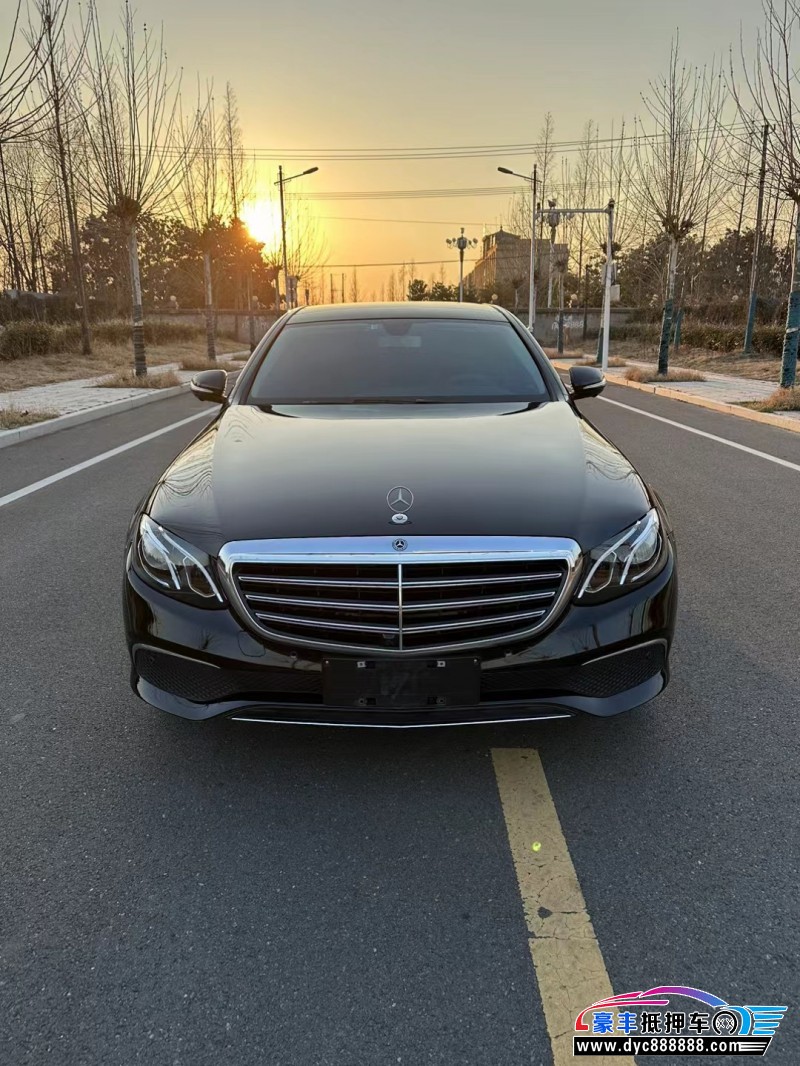 20年奔驰E级轿车抵押车出售