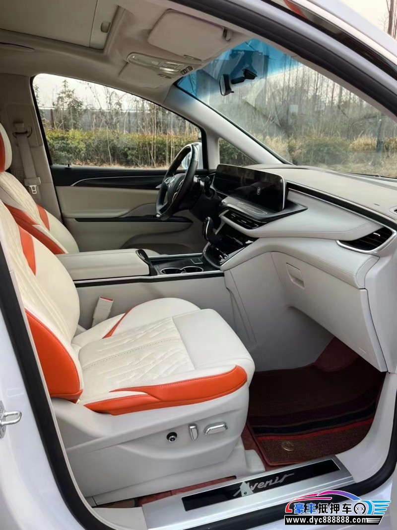 21年别克GL8轿车抵押车出售