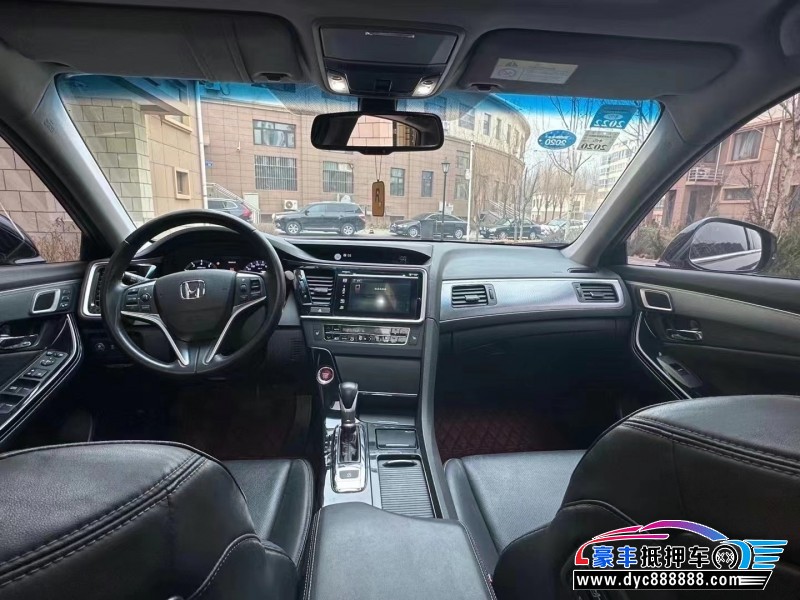 17年本田思铂睿轿车抵押车出售