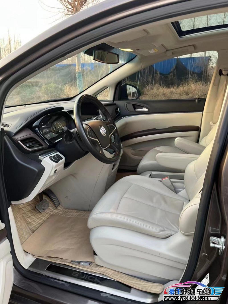 20年别克GL8轿车抵押车出售