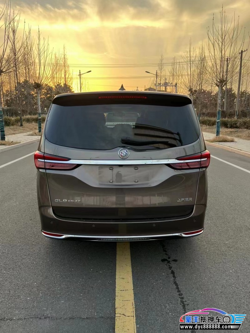 20年别克GL8轿车抵押车出售