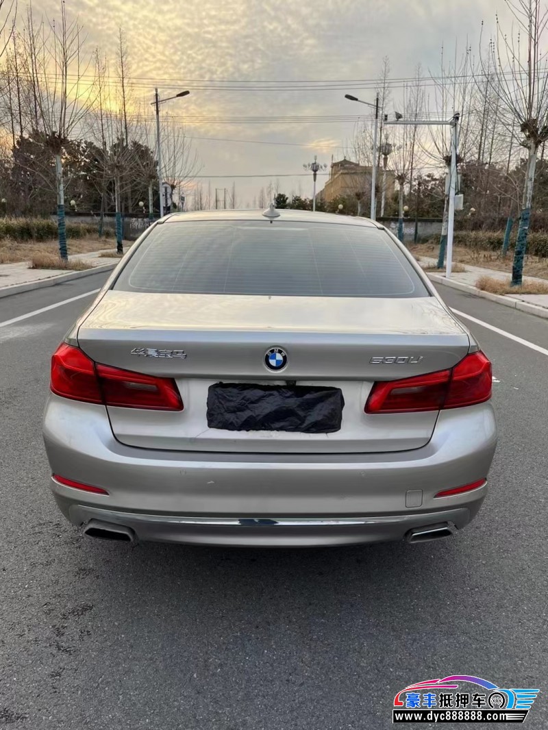 20年宝马5系轿车抵押车出售