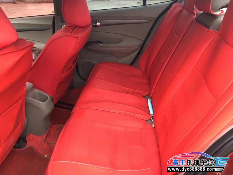 12年本田锋范轿车抵押车出售