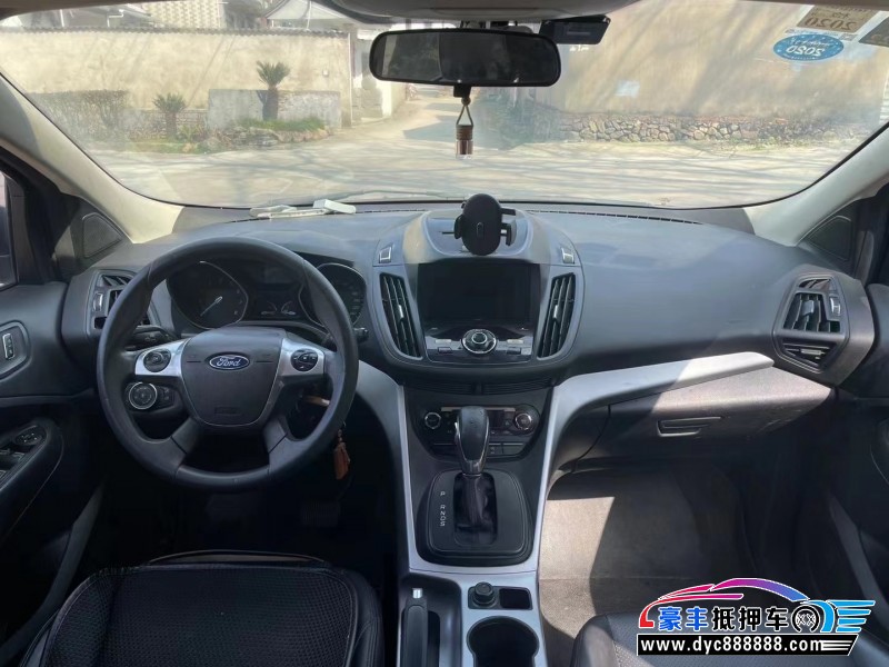 16年福特翼虎轿车抵押车出售