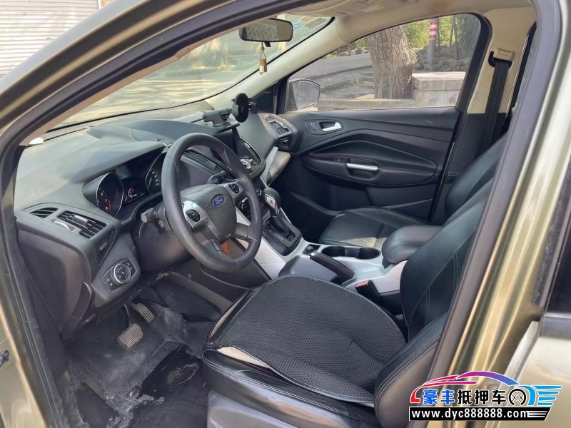 16年福特翼虎轿车抵押车出售