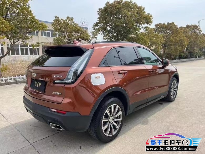 20年凯迪拉克XT4轿车抵押车出售