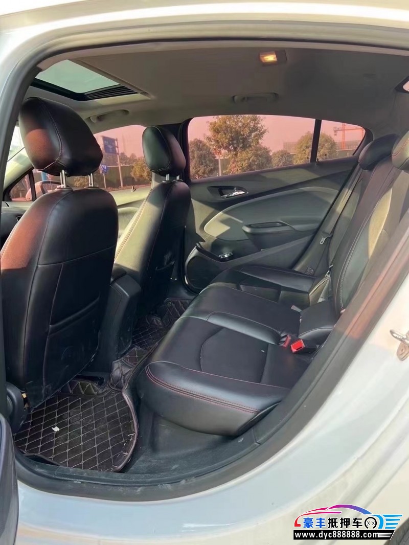 18年雪佛兰科鲁兹轿车抵押车出售