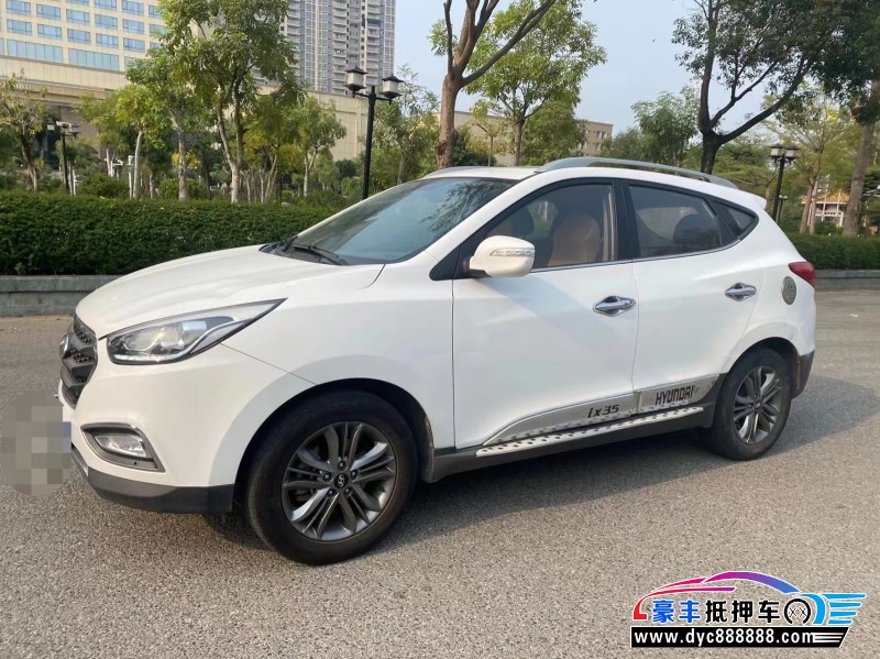 15年现代ix35轿车抵押车出售