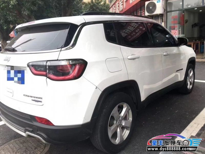 17年Jeep指南者轿车抵押车出售