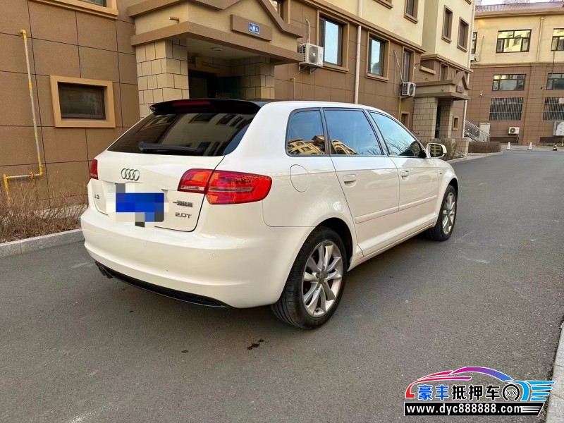 12年奥迪A3轿车抵押车出售
