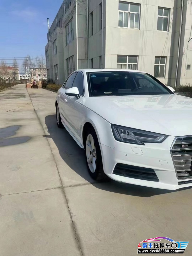 17年奥迪A4轿车抵押车出售