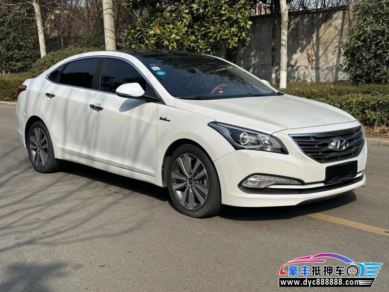 16年现代名图轿车抵押车出售