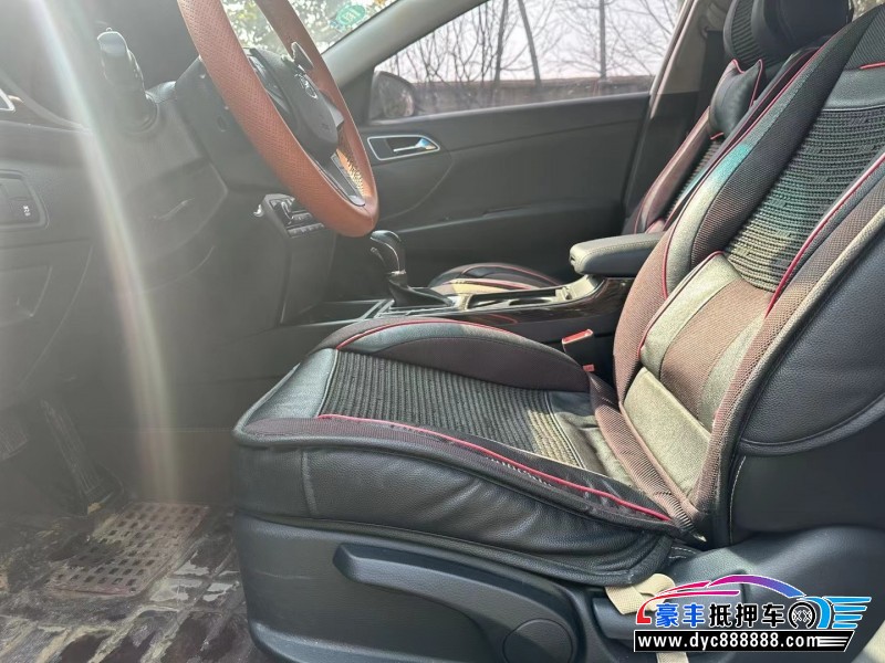 16年现代名图轿车抵押车出售