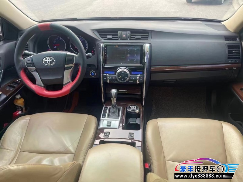 14年丰田锐志轿车抵押车出售