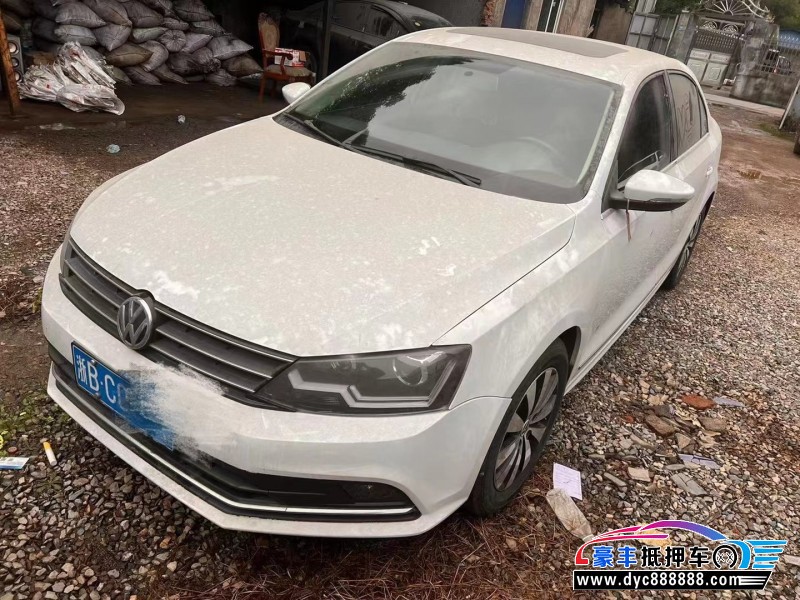 17年大众速腾轿车抵押车出售