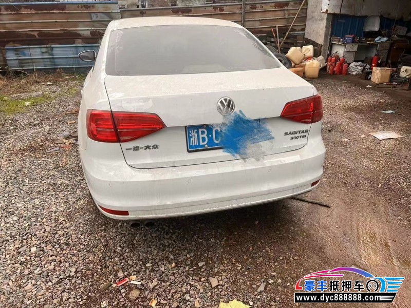 17年大众速腾轿车抵押车出售