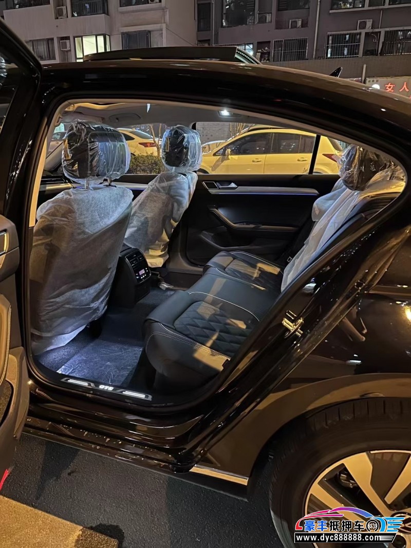 23年大众迈腾轿车抵押车出售