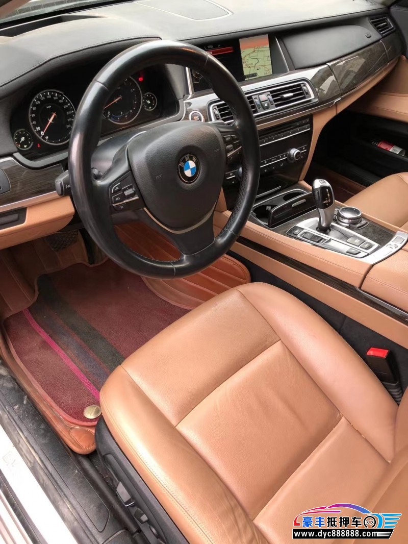 15年宝马7系轿车抵押车出售