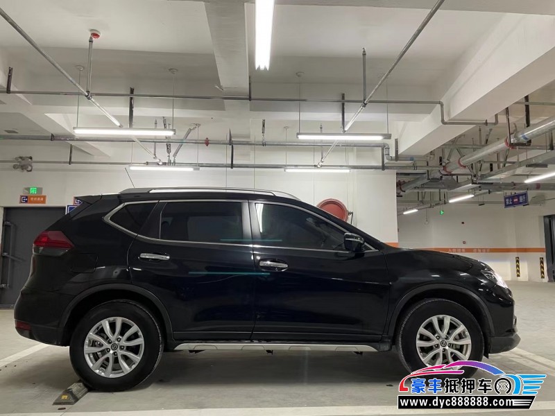 21年日产奇骏SUV抵押车出售