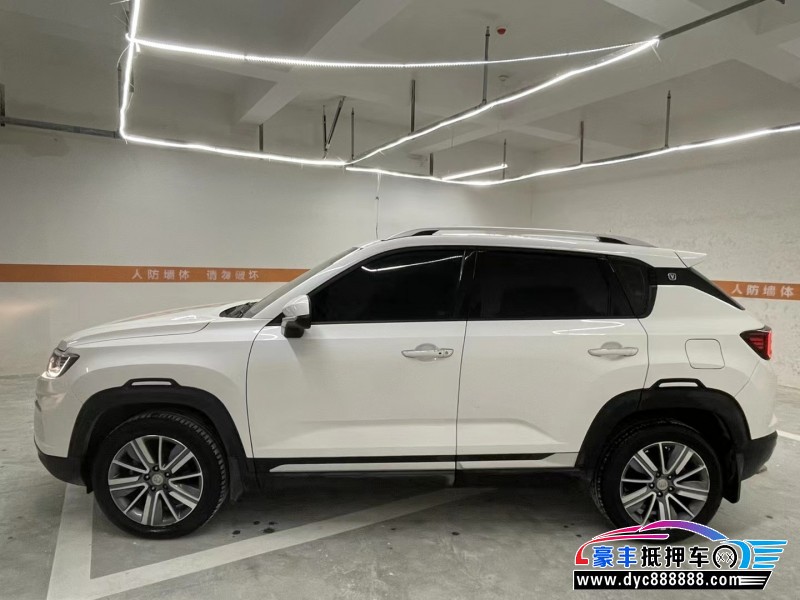 19年长安CS35轿车抵押车出售