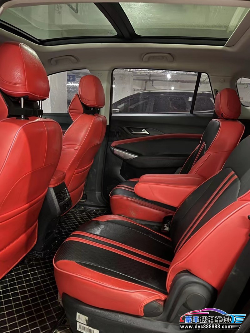 21年江淮思皓X8轿车抵押车出售