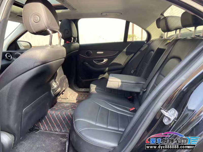 20年奔驰C轿车抵押车出售