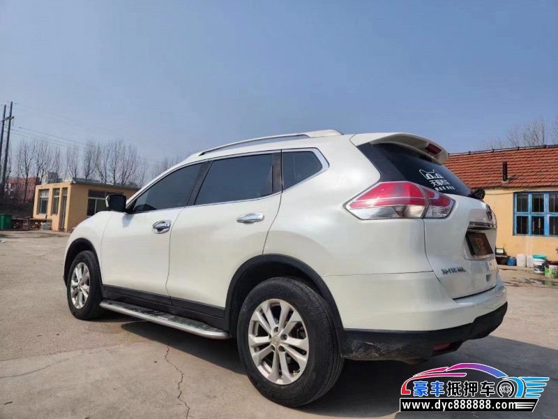 17年日产奇骏轿车抵押车出售
