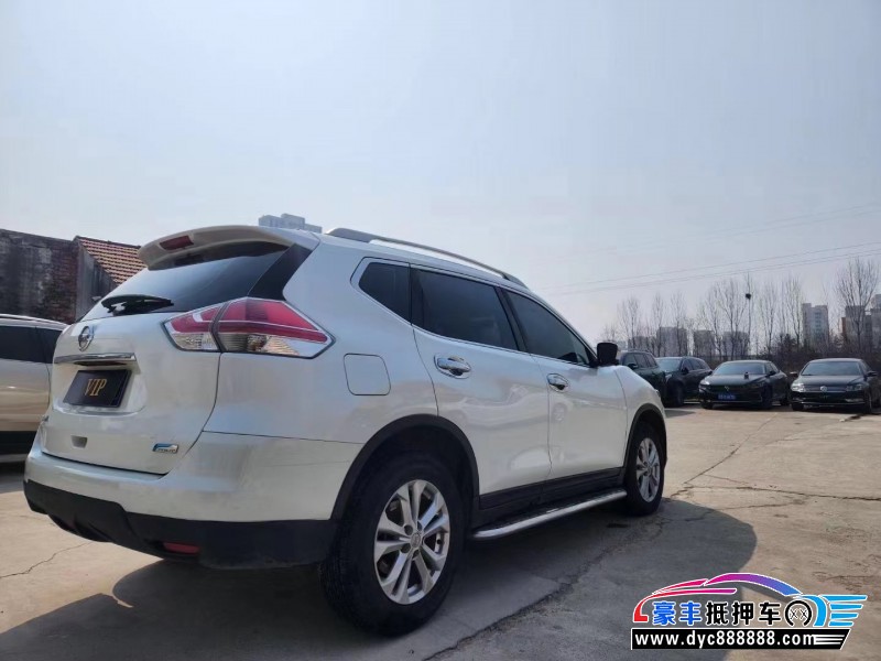 17年日产奇骏轿车抵押车出售