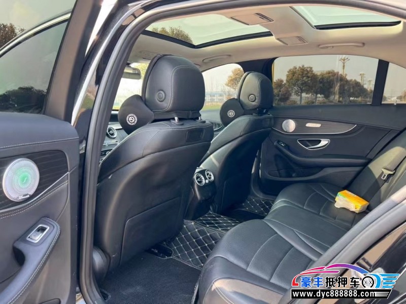 17年奔驰C轿车抵押车出售