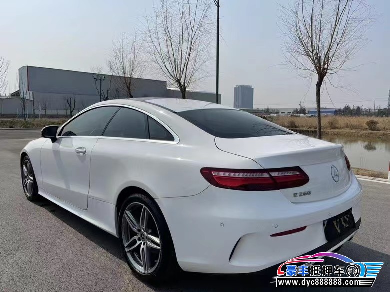 20年奔驰E轿车抵押车出售