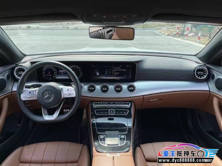 20年奔驰E轿车抵押车出售