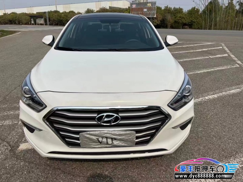 19年现代名图轿车抵押车出售