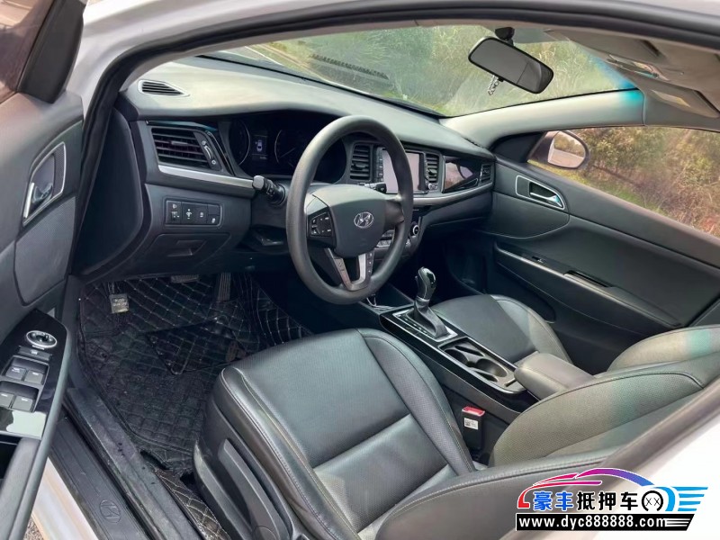 19年现代名图轿车抵押车出售