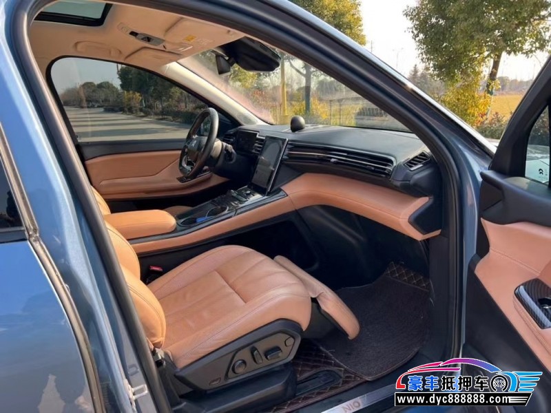 19年蔚来ES8轿车抵押车出售