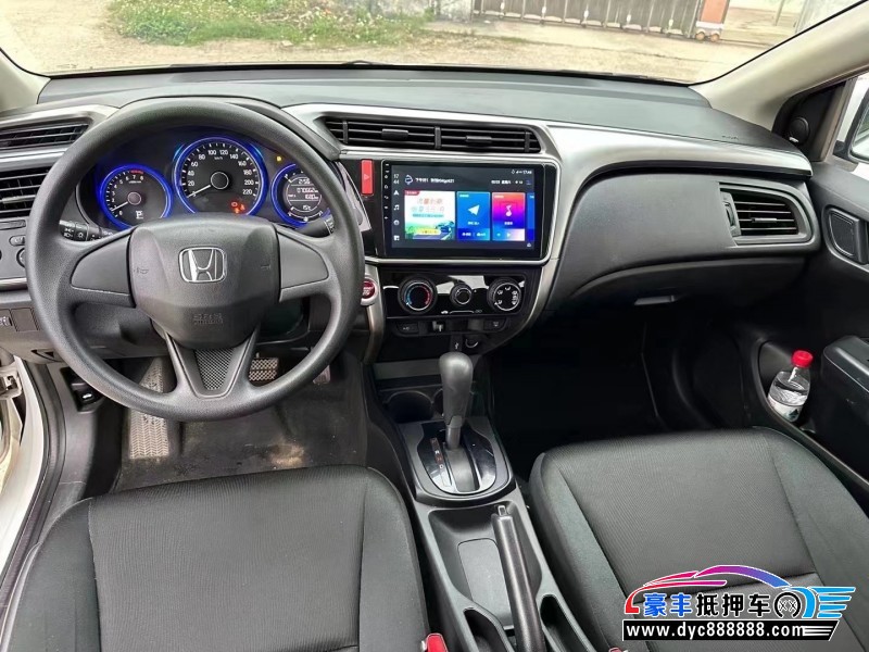 18年本田锋范轿车抵押车出售
