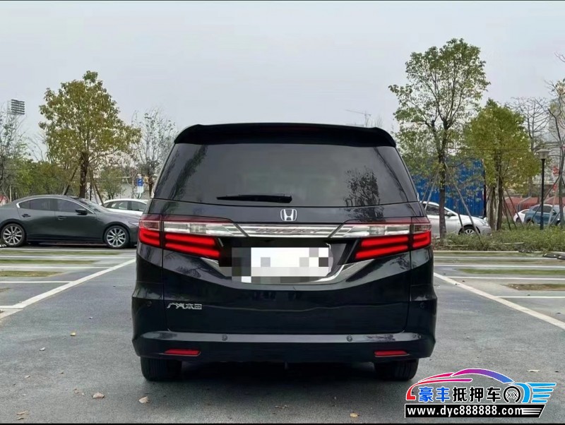 15年本田奥德赛轿车抵押车出售