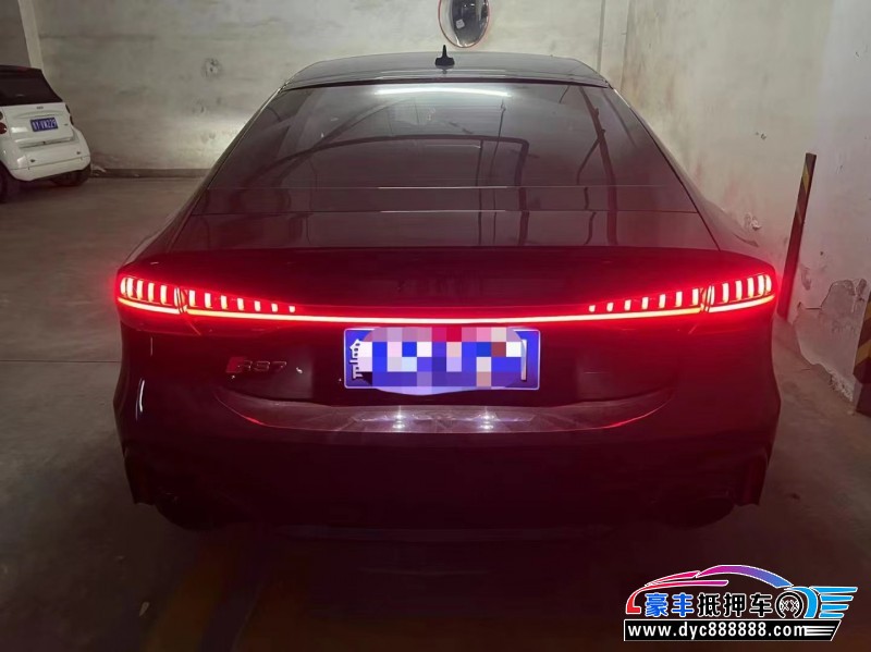 21年奥迪A7轿车抵押车出售