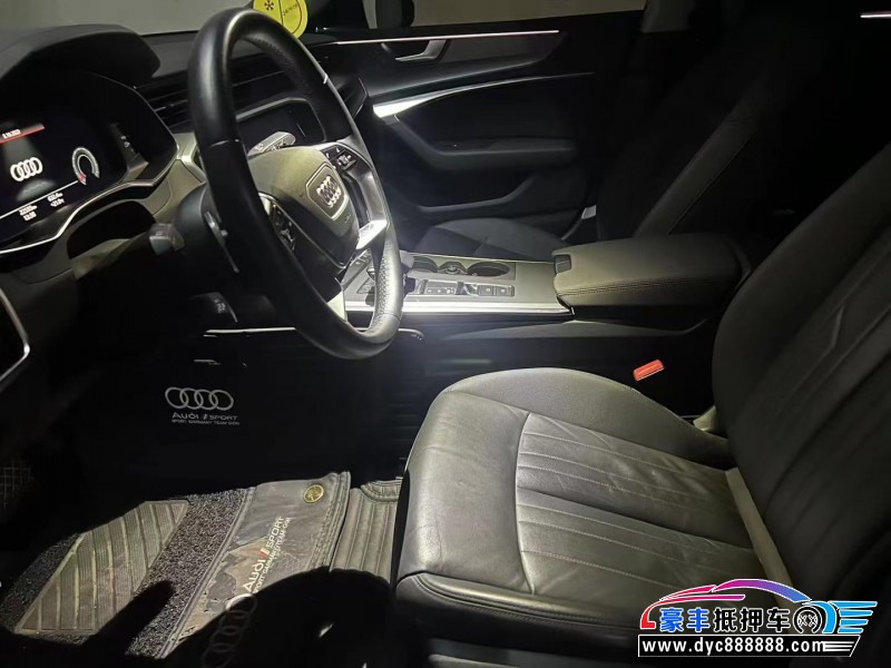 21年奥迪A7轿车抵押车出售