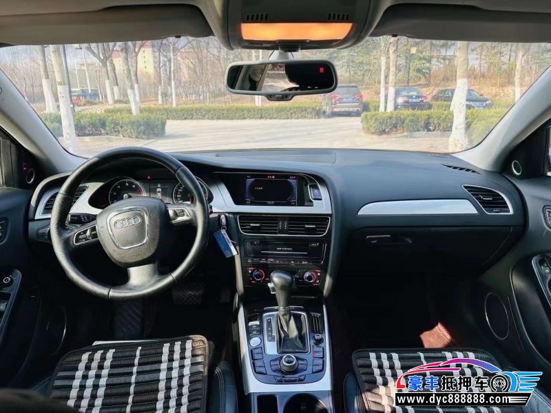 12年奥迪A4轿车抵押车出售