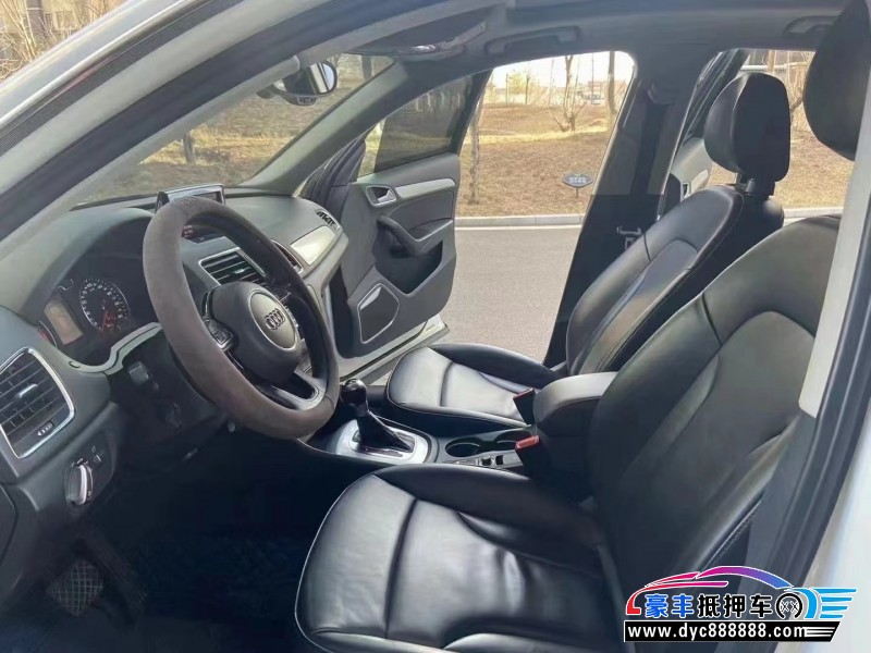 16年奥迪Q3轿车抵押车出售