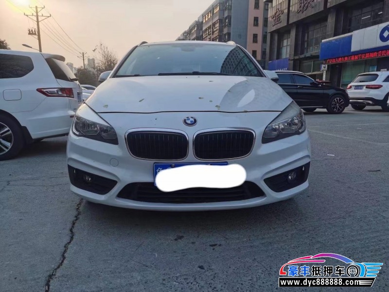 18年宝马2系轿车抵押车出售