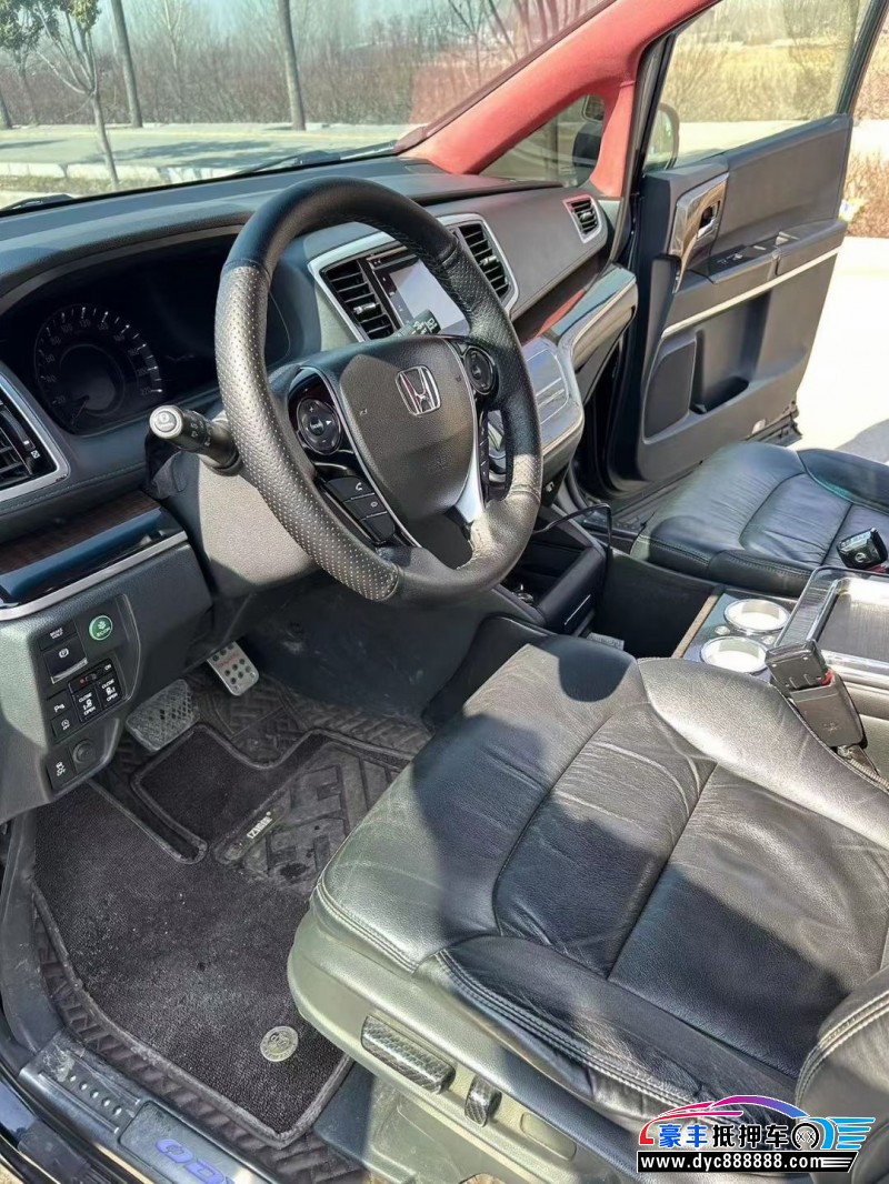 15年本田奥德赛MPV抵押车出售