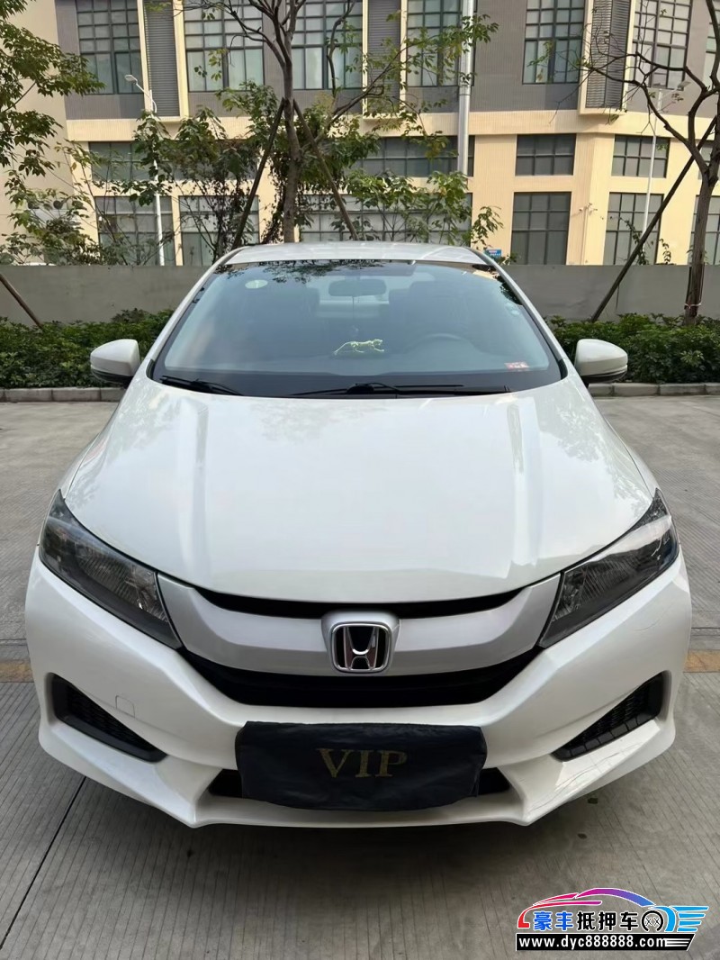 17年本田锋范轿车抵押车出售