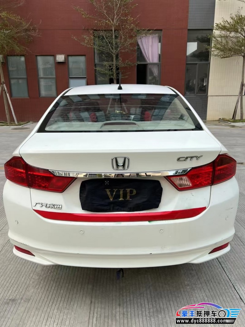 17年本田锋范轿车抵押车出售