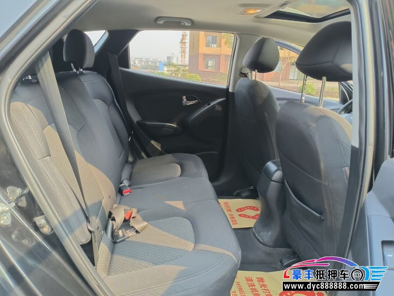 15年现代ix35SUV抵押车出售