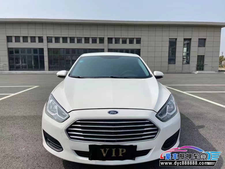 20年福特福睿斯轿车抵押车出售