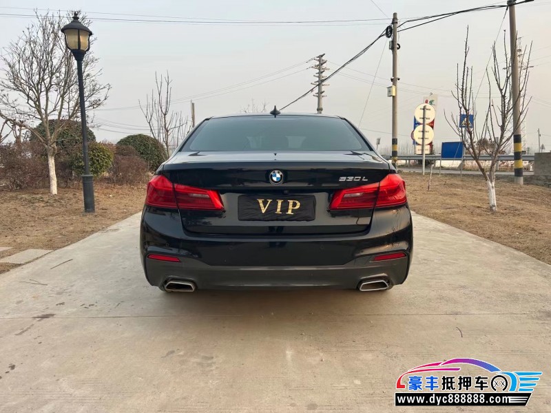 20年宝马5系轿车抵押车出售