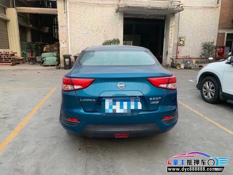 17年日产蓝鸟轿车抵押车出售
